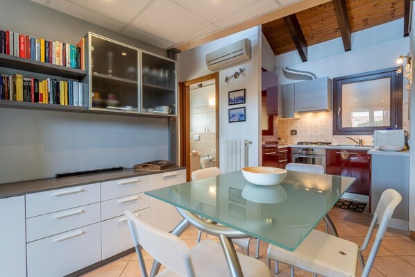 Microwave, oven, coffee/tea maker