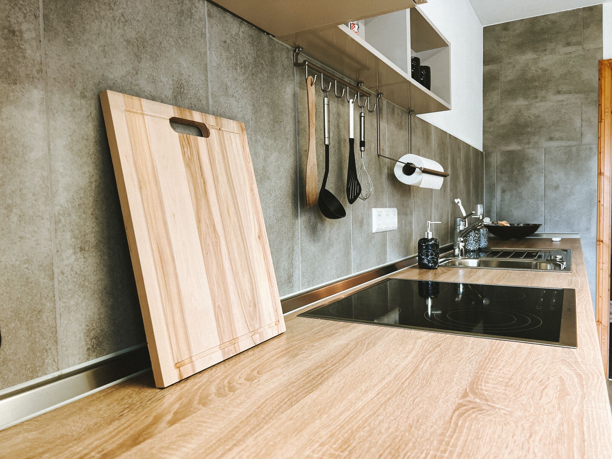 Réfrigérateur, four, plaque de cuisson, lave-vaisselle