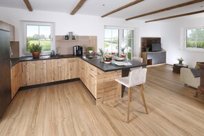 Fridge, microwave, stovetop, dishwasher - Chalet-Appartement Baumgarten (Wartberg an der Krems)