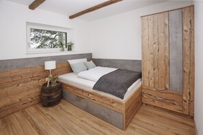 2 Schlafzimmer, Bügeleisen/Bügelbrett, Reisekinderbett, kostenloses WLAN