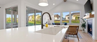 Cozy Modern Farmhouse | 3 bedrooms