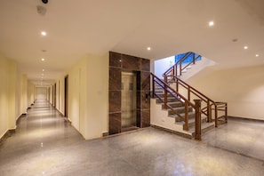 Elevator