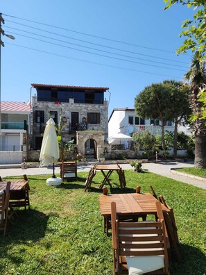Front of property - Ionia Liberty Stone Hotel (Foça)