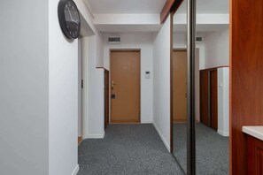 Interior - Al. Jerozolimskie 29 Warszawa | Beautiful Apartment with SmartTV (Warszawa)