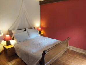 2 عدّة غرف نوم