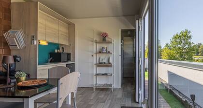 Rooftop Home With Whirlpool & Sauna