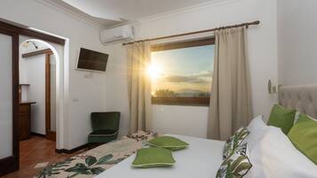 3 chambres, Wi-Fi, draps fournis