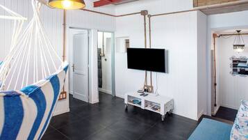 1 dormitorio, tabla de planchar con plancha, wifi gratis y ropa de cama