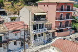 Exterior - Pavlos & Sofia Apartment with Mountain View, Terrace and Balcony (Corfu)