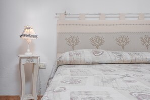 2 chambres, Wi-Fi gratuit, draps fournis