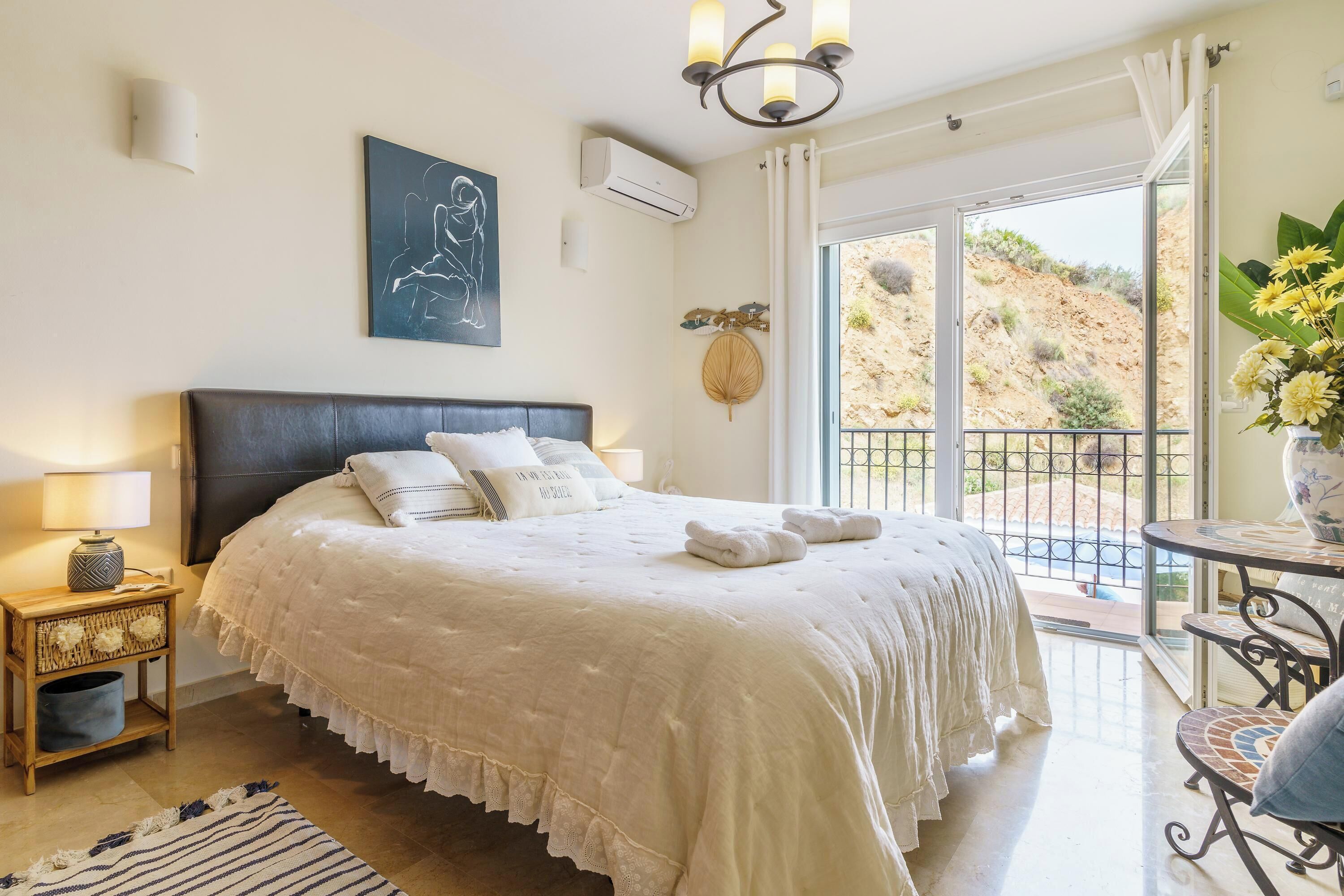 5 sovrum, strykjärn/strykbräda, gratis wi-fi och sängkläder