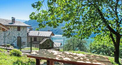 Ferienhaus Il ciliegio sul lago mit Seeblick, Terrasse und Garten