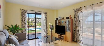 Vacation Home 'Villa Tazana' with Sea View, Pool & Wi-Fi