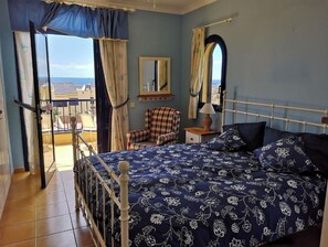 4 slaapkamers, reisbedje, gratis wifi, beddengoed