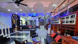 Reception - HOTEL CALIFORNIA (Angeles City)