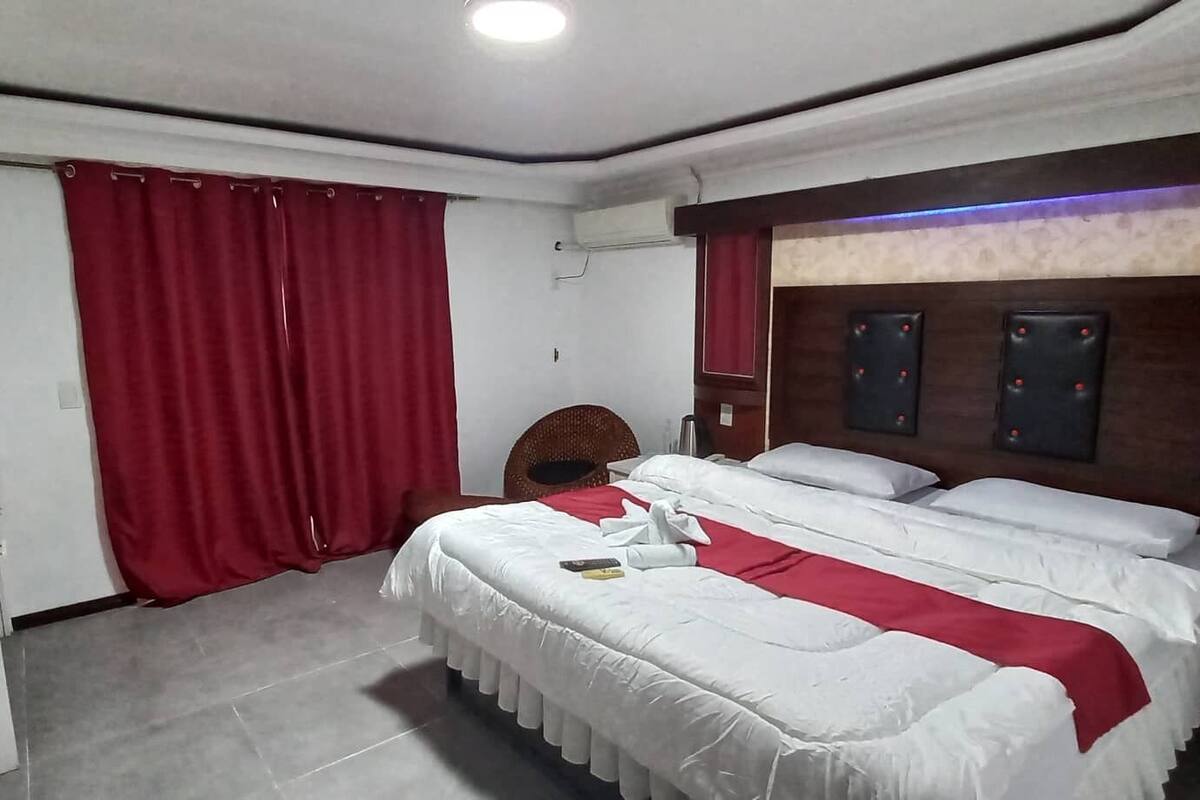 Blackout curtains, free WiFi
