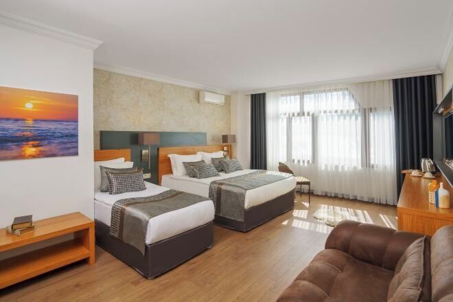 Egyptian cotton sheets, premium bedding, Select Comfort beds, minibar