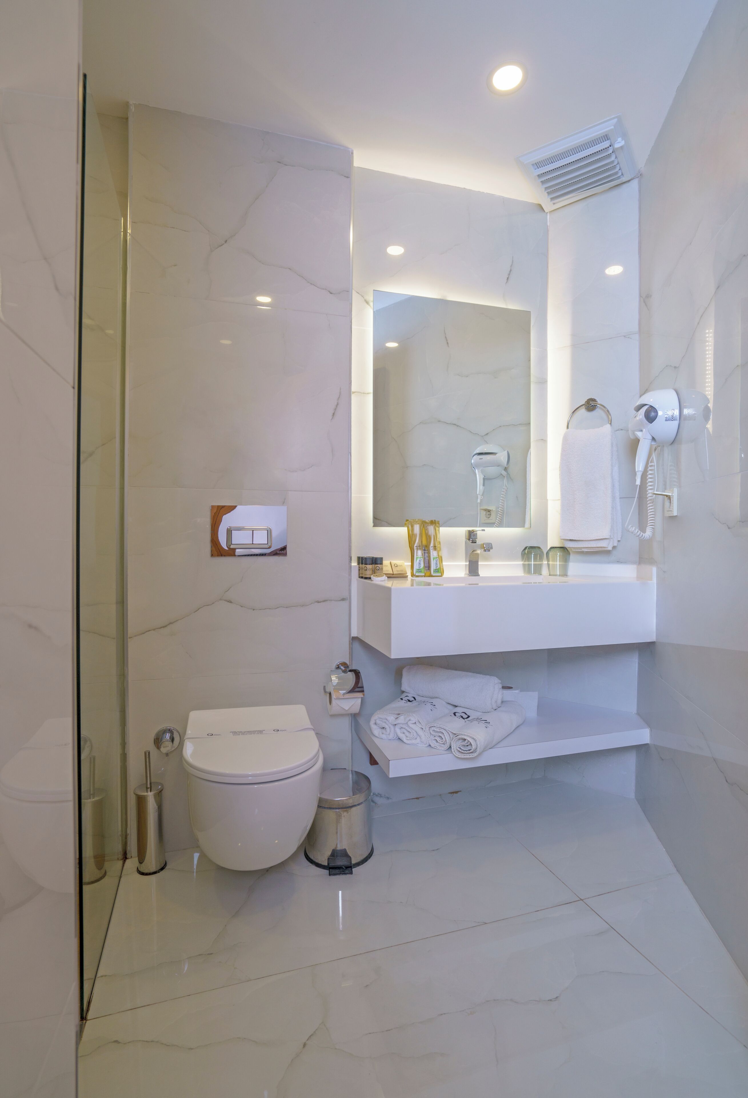 Photo - Qinn Hotels