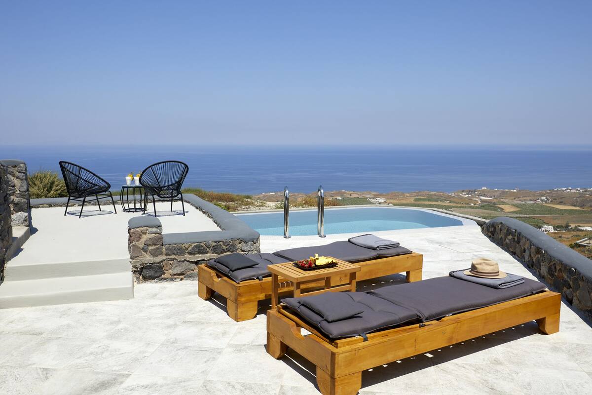 Luxury Villa with Pool | 客房景觀