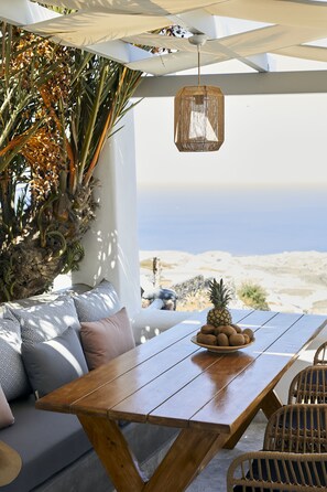Premium Villa with Pool | Terrace/patio - El Verano Suites (Santorini)