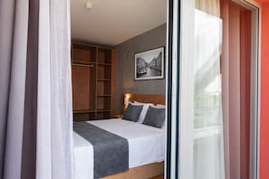Doppia Superior Terrace | Allergiatestatut vuodevaatteet, untuvapeitot