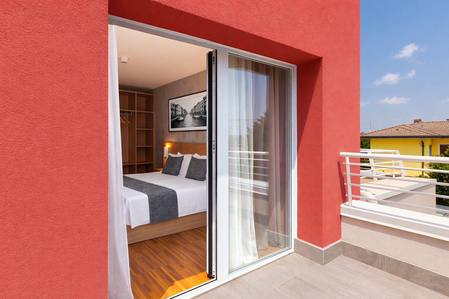 Doppia Superior Terrace | Allergikerbettwaren, Daunenbettdecken, Pillowtop-Betten, Schreibtisch