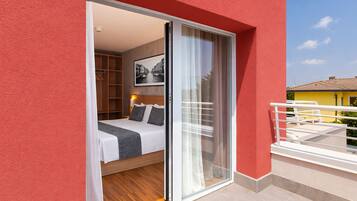 Doppia Superior Terrace | Allergikerbettwaren, Daunenbettdecken, Pillowtop-Betten, Schreibtisch