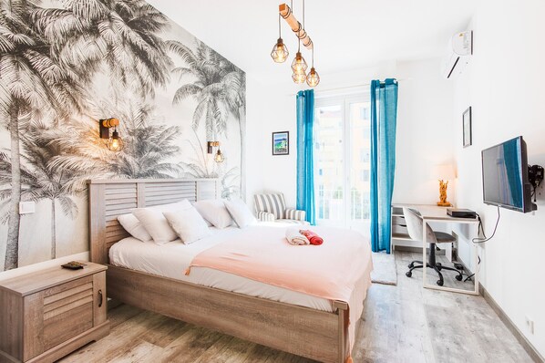 1 chambre, fer et planche à repasser, Wi-Fi gratuit, draps fournis