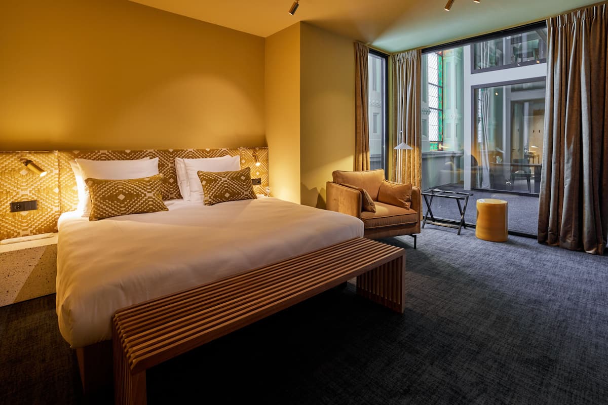 Ropa de cama hipoalergénica y minibar