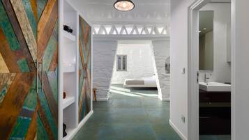 Villa, Multiple Beds | 4 bedrooms, iron/ironing board, free WiFi, bed sheets