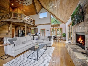 TV, fireplace, ping pong