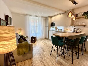 Interior - Riviera Cottage Cozy House in Old Town Antibes at 10min from sand beaches (Alpes-Maritimes)