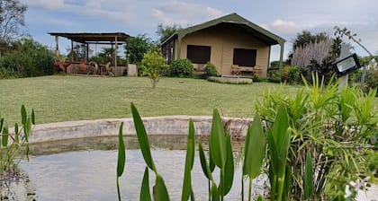 Maanzoni Tented Cottage African Wildlife Estate