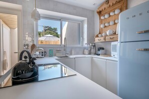 Fridge, microwave, oven, dishwasher - “Ty Maria”, in the heart of Pornic (Pornic)