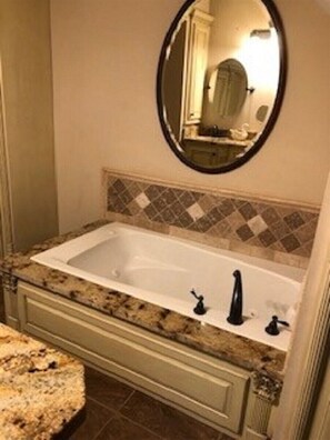 Bathtub