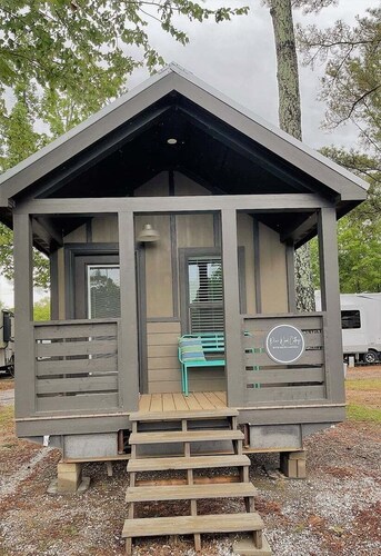 Pinewood Cottage at River Rocks Landing