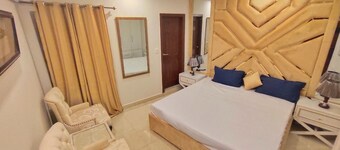 Luxurious & Cozy 1BHK Apartment,WiFi+Smart TV