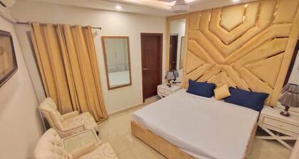 Luxurious & Cozy 1BHK Apartment,WiFi+Smart TV