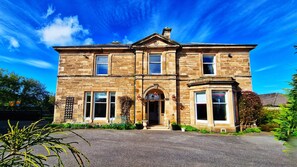 Facciata della struttura