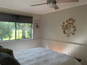 3 bedrooms, free WiFi, bed sheets