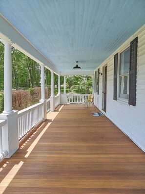 Terrace/patio - Charming, 1876 Dutch Colonial, walk to town! (Stonington)