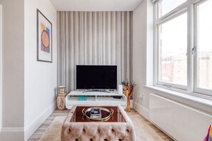 TV, offices