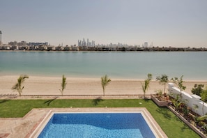 House - 5 Villa w Private Pool Beach on Palm Jumeirah (Dubai)