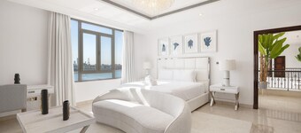 Villa on Beach w Private Pool The Palm Jumeirah