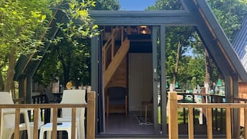 Minibar, laptop workspace, bed sheets