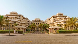 Apartment - Charming Apt With Arabesque Sea View on the Palm Jumeirah (Dubai)