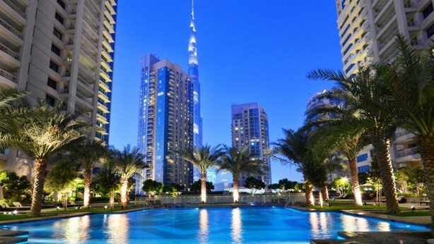 Apartment - Radiant Urban Retreat With Iconic Burj Khalifa Vws (Dubai)