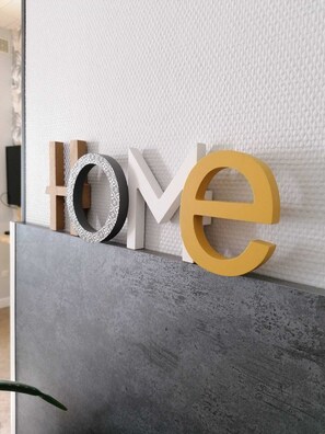 Cuna de viaje y wifi gratis 