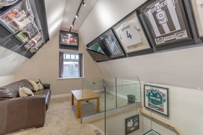 Living area - The Old School House & Rooms- The Lace Market  (Nottingham)