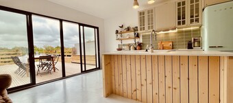 NEW La Maison De La Mer